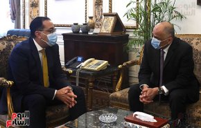 السيسي يمهل 'رئيس الوزراء ومحافظ البنك المركزي' مدة شهرين!
