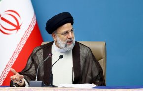 رئيسي: كان الأعداء يقصدون عزل البلاد لكنهم هزموا