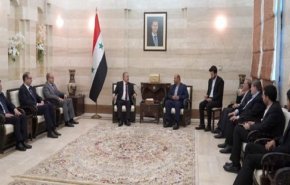 عرنوس يبحث مع وزير الطرق الإيراني سبل تعزيز العلاقات الثنائية