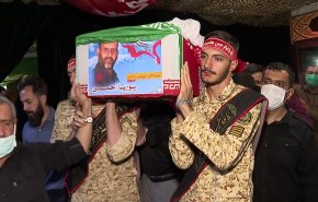 توديع جثمان الشهيد 'بوريا احمدي'الذي استشهد دفاعا عن أمن البلاد 