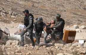 تواصل انتهاكات الاحتلال.. اعتقالات وهدم واقتحام للأقصى وتدمير ممتلكات