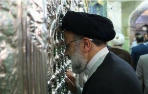 سفر بدون تشریفات رئیس‌جمهور به قم برای زیارت حرم حضرت معصومه(س) + فیلم