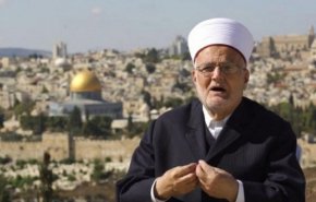 عكرمة صبري يدعو الفلسطينيين لإحياء ذكرى المولد النبوي في الأقصى غداً السبت 

