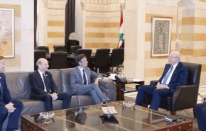 ميقاتي يطلب من 'توتال' بدء التنقيب عن الغاز في المياه اللبنانية