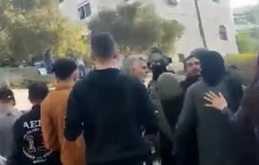 حمله نیروهای اشغالگر به خانواده یک شهید فلسطینی در رام الله+ ویدیو