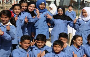 بدء تسجيل النازحين السوريين بمدارس لبنان الرسمية بدوامات مسائية