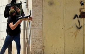 إطلاق نار صوب مستوطنة ورشق مركبة بالزجاجات الحارقة في الضفة
