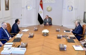 الرئيس المصري يشدد على ترشيد استخدام مياه «النيل»