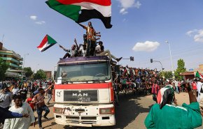 دوامة أزمات وفوضى.. السودان أسير الانقلاب