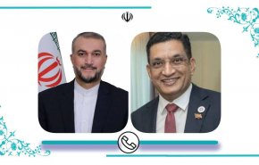 عبد اللهيان ونظيره السريلانكي يبحثان آخر التطورات المتعلقة بجريمة شيراز