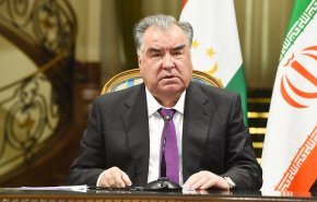 الرئيس الطاجيكي يدين الهجوم الإرهابي الذي وقع في شيراز