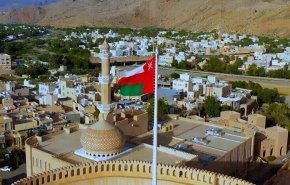 عُمان تلغي التأشيرة المسبقة للسوريين المقيمين في دول مجلس التعاون 