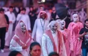مغردون سعودیون یتمسخرون بما يسمى بـ'التطور' في السعودیة