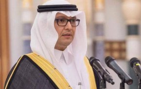 انتفاضة زرقاء في وجه  السفير السعودي في لبنان 