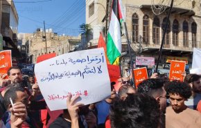 وقفة احتجاجية في الأردن رفضا لتحكم الصهاينة بمياه البلاد
