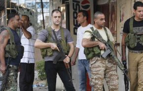 لبنان : جرحى في مخيم عين الحلوة جراء اشتباكات بالاسلحة النارية