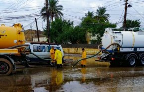 بغداد تستنفر جهودها البشرية والالية لتصريف المياه