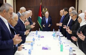 فلسطين.. ساعة الصفر لإعلان موقف السلطة من التسوية
