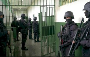 قوات القمع الصهيونية تقتحم ’مجدو’ وتنقل أسيراً قياديًّا لجهة مجهولة
