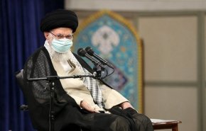 قائد الثورة: الغرب لا يتحمل تقدم و تطور الجمهورية الاسلامية الايرانية