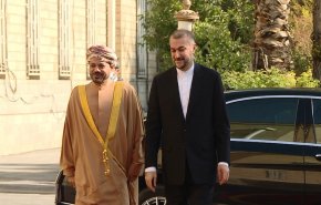 ماذا تحمل زيارة وزير الخارجية العماني الغيرمعلنة إلى طهران؟ + فيديو