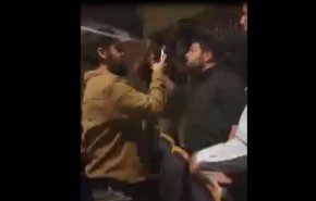 شاهد إقتحام نائب إسرائيلي مُتطرف لندوة فلسطينية في حيفا