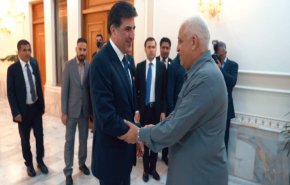 الفياض يلتقي بارزاني ويؤكدان ضرورة حل القضايا العالقة بين بغداد واربيل