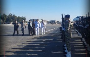حضور الرئيس رئيسي في المنطقة البحرية الثانية بميناء جاسك