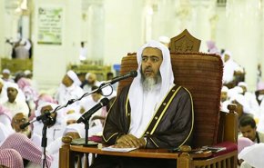 أنباء عن استدعاء مدرس في الحرمين الشريفين ومنعه من إعطاء الدروس