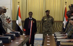 توقيع الاتفاق السياسي بين العسكر والمدنيين في السودان