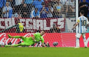 الأرجنتين تتأهل لنصف نهائي كأس العالم بعد فوزها على هولندا