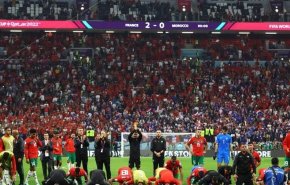 بحضور ماكرون..  هتاف 