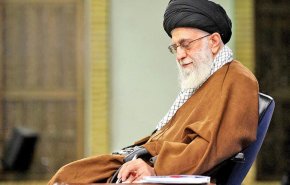 قائد الثورة الاسلامية يعزي برحيل آية الله السيد صادق الروحاني