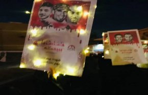 وقفة ثائرة لشعب البحرين تخليدا لذكرى شهداء الثورة 
