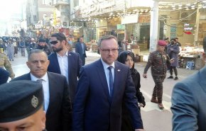 وفد أممي يصل منزل المرجع الديني الأعلى السيد علي السيستاني بالنجف الأشرف