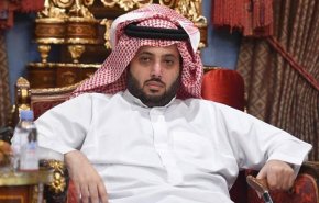 شاهد.. النشطاء يلقنون تركي آل شيخ درسا عقب تصريحاته بشأن هوية الحجاز