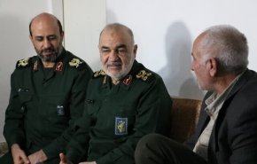سردار سلامی: جز آرامش و رفاه ملت ایران آرزوی دیگری نداریم