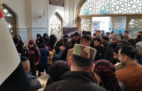 العراقيون بمختلف أطيافهم يحيون ذكرى استشهاد قادة النصر في النجف الاشرف