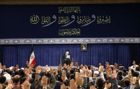 قائد الثورة الإسلامية: انتفاضة أهالي قم التاريخية حدث تحولي عظيم