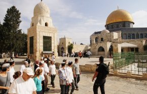  مستوطنون متطرفون يقتحمون الأقصى من باب المغاربة