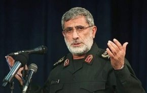 بالصور..قائد فيلق القدس يزور موقع الجريمة الامريكية باغتيال قاده النصر