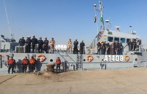 سفن حربية ايرانية ترسو في ميناء كراتشي