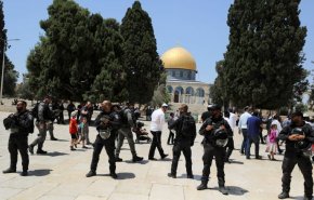 المقدسيون يدعون للحشد والرباط الواسع في المسجد الأقصى غدا الإثنين