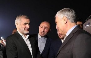 رئيس مجلس الدوما الروسي يصل الى طهران