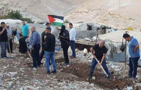 الخان الأحمر في خطر.. سلطات الاحتلال قد تصدر قراراها بالإخلاء اليوم