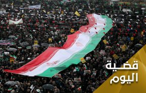 الإتكال على القوة الإلهية.. سرّ إنتصار وديمومة الثورة الإسلامية في إيران
