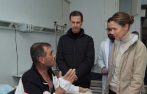 شاهد بالفيديو.. 'بشار الأسد' وقرينته يزوران منكوبي الزلزال فى اللاذقية