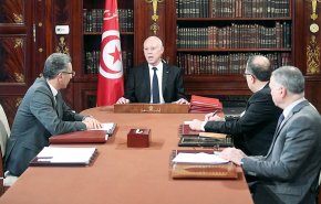 الرئيس التونسي يتهم الموقوفين مؤخراً بالتآمر على أمن الدولة 