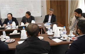 وفد صيني يدرس استثمار 50 مليون دولار بقطاع البتروكيماويات الايراني