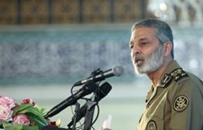 اللواء موسوي: الجیش الايراني يتبوأ اليوم مكانة مرموقة للغاية